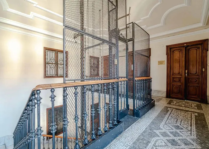 Apartamento Guesthost-elegant X3- 600m From Porta Nuova Turim