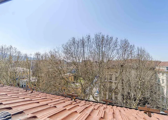 Guesthost-elegant X3- 600m From Porta Nuova Apartman